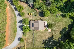 2108 Glenside Dr, Greensboro, NC 27405 - Photo 33