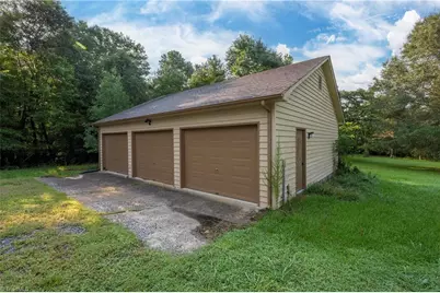 6351 Cashatt Road, High Point, NC 27263 - Photo 37