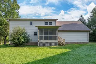 6351 Cashatt Rd, High Point, NC 27263 - Photo 5