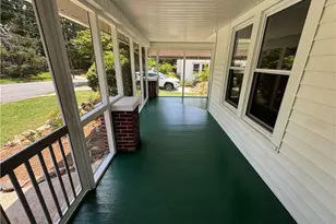 800 S Sunset Dr, Winston-Salem, NC 27103 - Photo 5