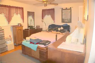 340 Marion St, Mount Airy, NC 27030 - Photo 9