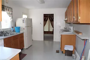 340 Marion St, Mount Airy, NC 27030 - Photo 21