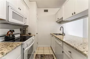 1700 N Elm St, Greensboro, NC 27408 - Photo 7