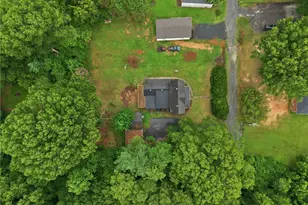 1011 4th St, Eden, NC 27288 - Photo 41