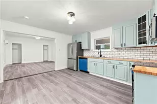 1011 4th St, Eden, NC 27288 - Photo 3