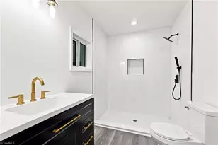 1011 4th St, Eden, NC 27288 - Photo 7