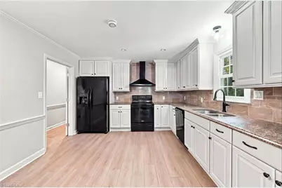 436 Peace Haven Road, Winston-Salem, NC 27103 - Photo 7