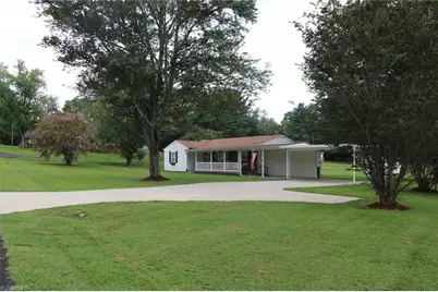 106 Mohawk Drive, King, NC 27021 - Photo 3