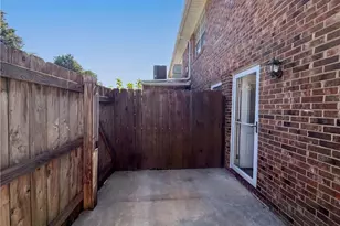 1311 Meadowview Rd, Greensboro, NC 27403 - Photo 17