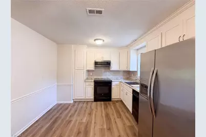 1311 Meadowview Road #B, Greensboro, NC 27403 - Photo 7