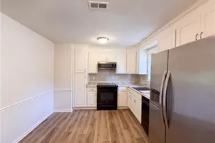 1311 Meadowview Rd, Greensboro, NC 27403 - Photo 7