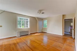 812 Dover Rd, Greensboro, NC 27408 - Photo 21