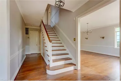 812 Dover Road, Greensboro, NC 27401 - Photo 9