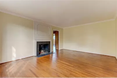 812 Dover Road, Greensboro, NC 27401 - Photo 11