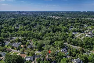 812 Dover Rd, Greensboro, NC 27408 - Photo 41