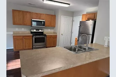 157 Dunbarton Court, Winston-Salem, NC 27107 - Photo 19