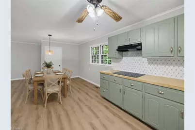 4819 Gladwyn Drive, Winston-Salem, NC 27104 - Photo 13