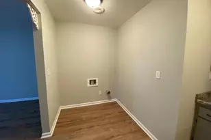 1200 Glenwood Ave, Greensboro, NC 27403 - Photo 9