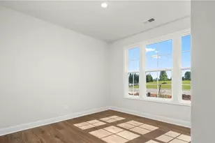 208 Mary Montrose Blvd, Jamestown, NC 27282 - Photo 3