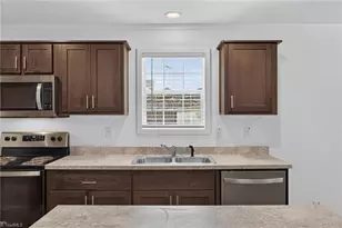 1303 Elrado St, Burlington, NC 27217 - Photo 13