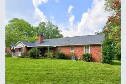 5703 Fleming Terrace Road, Greensboro, NC 27410 - Photo 3