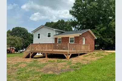 115 Robert Drive, State Road, NC 28676 - Photo 7