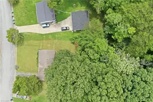 214 Sunnybrook St, High Point, NC 27260 - Photo 9