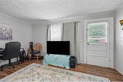 809 Arthur Avenue, High Point, NC 27263 - Photo 5