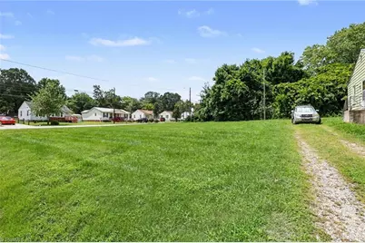 809 Arthur Avenue, High Point, NC 27263 - Photo 49