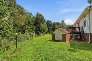 3028 Quaker Church Rd, Pinnacle, NC 27043 - Photo 11