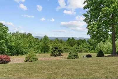 1148 Town N Country Drive, Wilkesboro, NC 28697 - Photo 43