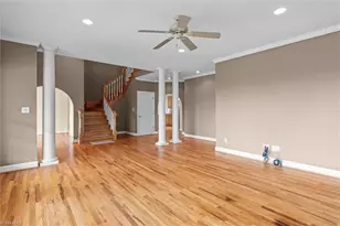 1148 Town N Country Dr, Wilkesboro, NC 28697 - Photo 9