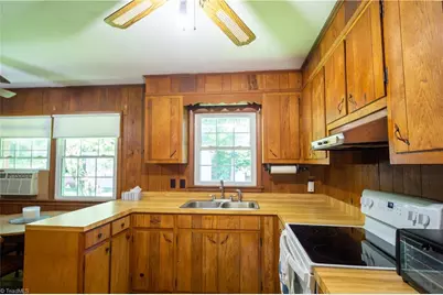 942 Clyde Underwood Road, Siler City, NC 27344 - Photo 15
