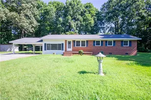 942 Clyde Underwood Rd, Siler City, NC 27344 - Photo 1