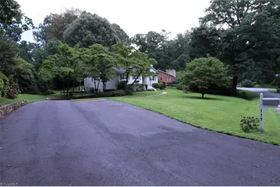 117 Marian Lane, Winston-Salem, NC 27104 - Photo 3