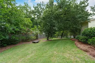 41 Fountain Manor Dr, Greensboro, NC 27405 - Photo 11