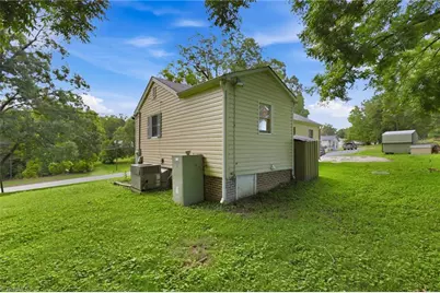 2138 Nc Highway 62, Burlington, NC 27217 - Photo 17