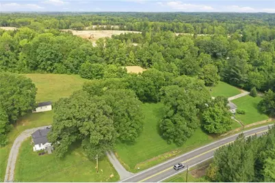 2138 Nc Highway 62, Burlington, NC 27217 - Photo 7