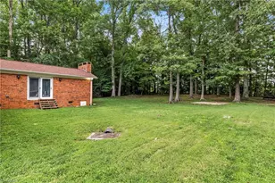 3931 Manila Rd, Greensboro, NC 27406 - Photo 29