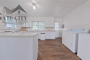 401 Chestnut Dr, High Point, NC 27262 - Photo 3