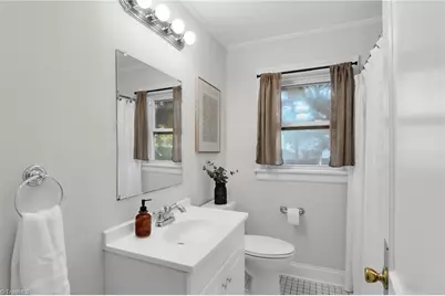 2333 Walker Avenue, Winston-Salem, NC 27103 - Photo 15