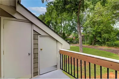 1518 Benjamin Parkway #D, Greensboro, NC 27408 - Photo 9