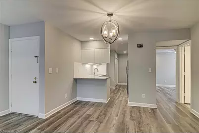 1518 Benjamin Parkway #D, Greensboro, NC 27408 - Photo 7