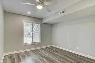 1518 Benjamin Pkwy, Greensboro, NC 27408 - Photo 19
