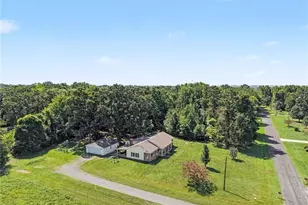 801 Woodard Dr, Whitsett, NC 27377 - Photo 33