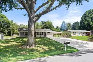 114 Cedardale Ln, King, NC 27021 - Photo 3