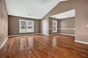 2606 Vestal St, Greensboro, NC 27406 - Photo 3