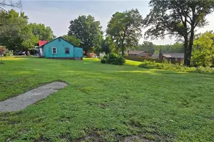 248 Atwater St, Yanceyville, NC 27379 - Photo 7