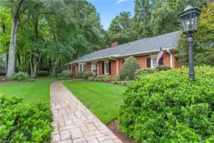 3036 N Fairway Dr, Burlington, NC 27215 - Photo 9