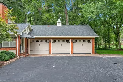 3036 N Fairway Drive, Burlington, NC 27215 - Photo 3